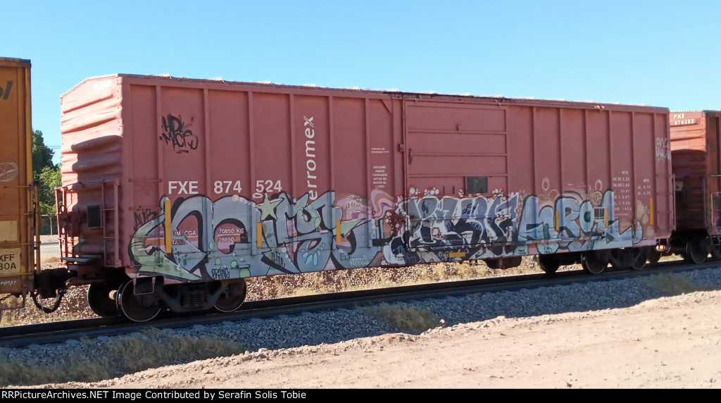 FXE 874524 Con Grafiti